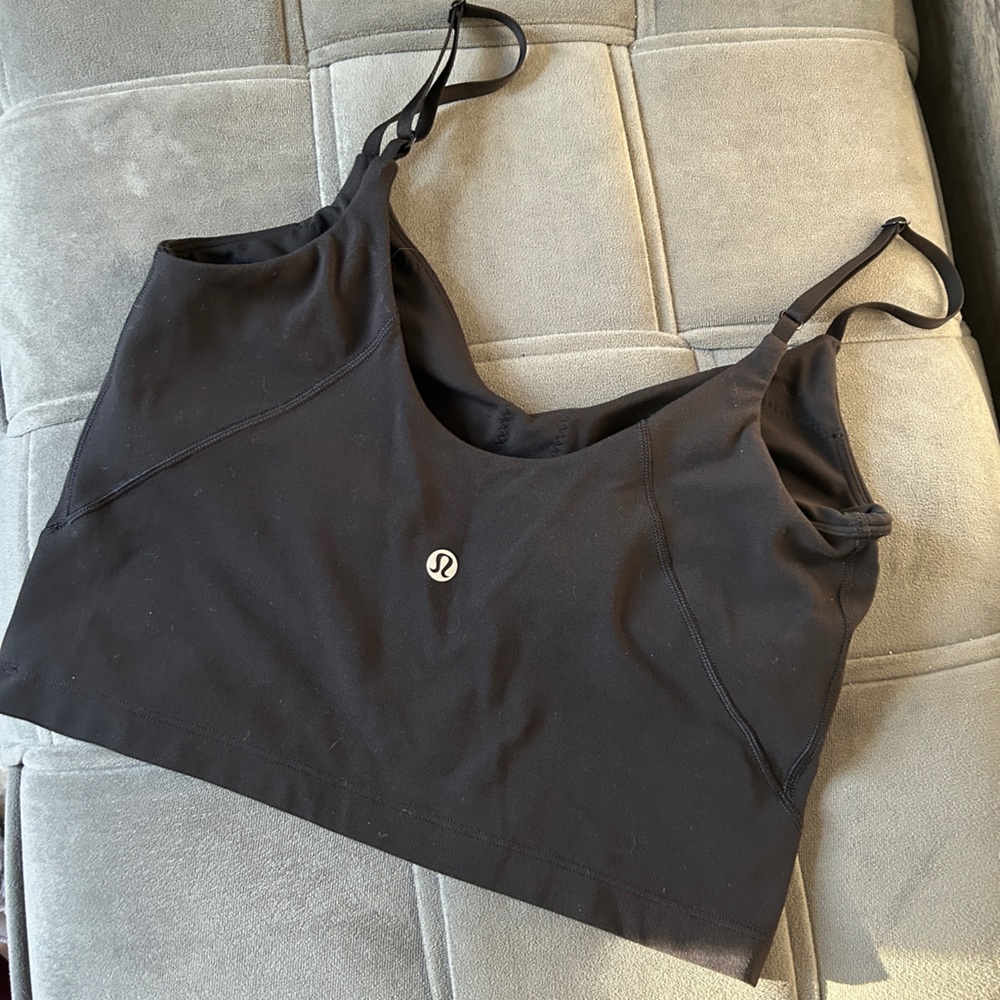 lululemon Align™ Cropped Cami Tank Top
Light Support, A/B Cup. Size 6